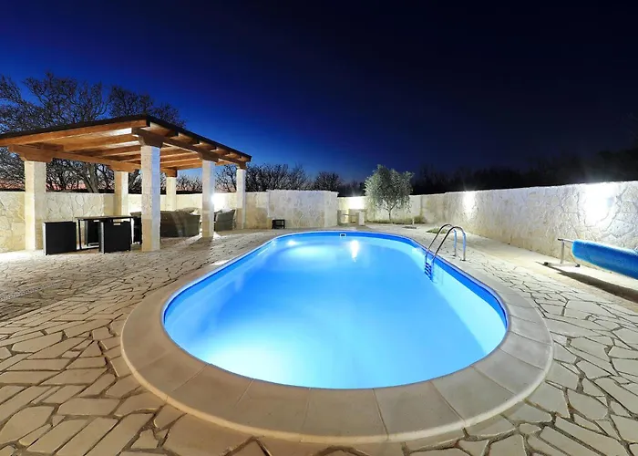 Dom wakacyjny Awesome In With Wifi Pridraga